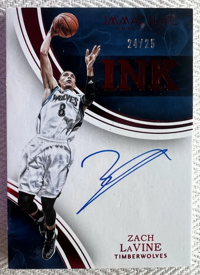 Zach Lavine 2015-16 Panini Immaculate Ink Red /25 - Image 1 of 2