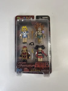 Femme Fatales Minimates Box Set - Picture 1 of 6