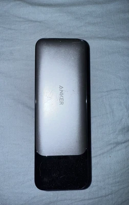 Banco de alimentación Anker 737, cargador portátil portátil de 3 puertos de 24.000 mAh Foto 1 de 3