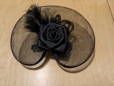 羽毛花边发夹,黑色 — 第 1/4 张图片