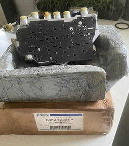 Ford 6F35 Transmission Valve Body With Solenoids 2014 up Taurus|Escape|Fusion  - Picture 1 of 5