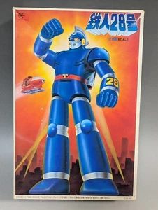 TETSUJIN 28 1:100 scale Plastic Model Kit Bandai iron man - Picture 1 of 5
