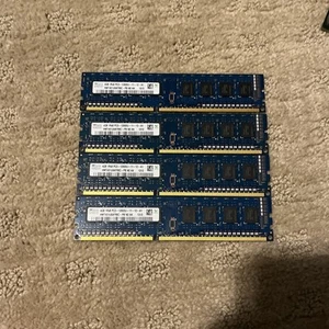 4x4GB 16GB Total HMT451U6AFR8C-PB PC3-12800U Desktop Memory - Picture 1 of 3