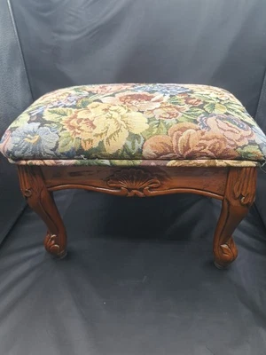 footstool 10x11x14 - Image 1 of 4