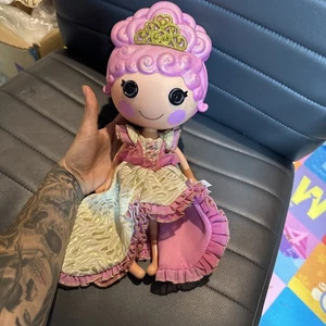 2013 Lalaloopsy Goldie Luxe Limited Holiday Edition Full Size Puppe fehlende Schuhe - Bild 1 von 2