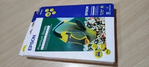 EPSON PREMIUM GLOSSY  - Carta fotografica lucida premium  13x18 cm  5xIn.   50pz - Afbeelding 1 van 2