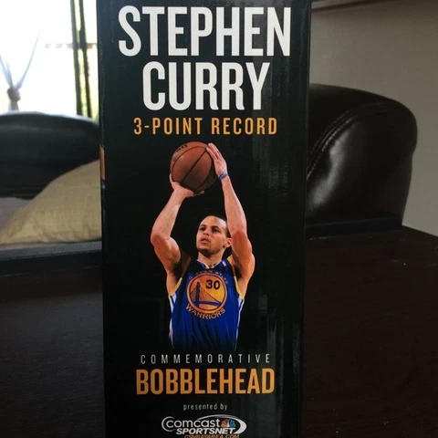 Golden State Warriors 2013 Stephen Curry 3pt Record SGA bobblehead bobble 11/19 Cover
