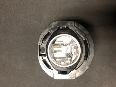 2014-2019 Jeep Grand Cherokee LH OR RH LED FOG LIGHT OEM - Image 1 of 4