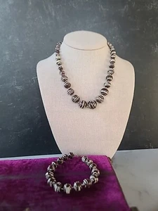 Brown And White White Beaded Jewelry Set, Vintage - Picture 1 of 10