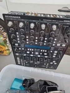 BEHRINGER DDM4000 Digital Pro Mixer, 5 Channel, 32-Bit Black -spares or repair - Picture 1 of 6