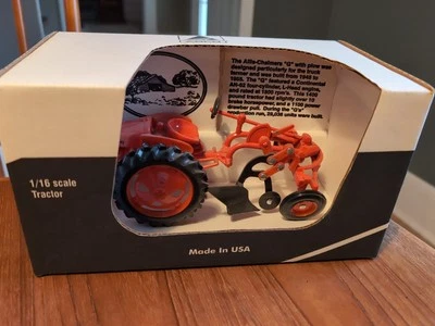 Country Classics Agco Allis-Chalmers G Tractor With Plow 1/16 Scale * Bx56 - Image 1 of 4