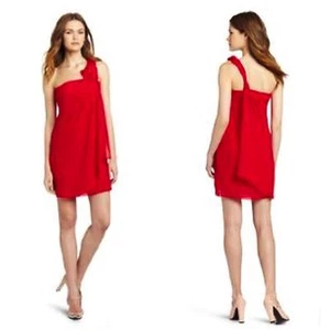 NUEVO CON ETIQUETAS $148 Vestido MaxandCleo Alanna 4 y 10 Rojo Carmesí Un Hombro Gasa - Imagen 1 de 10