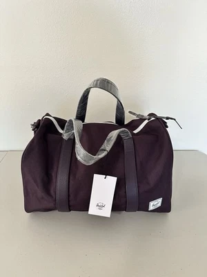 Herschel Novel Duffle Carry On Bag Plum Perfect Purple 26.5L Carry On NEW - Image 1 of 2
