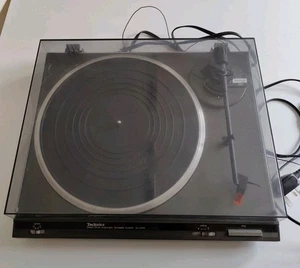 Technics SL-D210 Direct Drive Automatic Turntable Record Player Made in Japan - Picture 1 of 6
