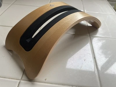 Twelve South BookArc for MacBook | Space-saving vertical Laptop stand - Image 1 of 3