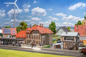 Faller 190035 Set Bahnhof Passendorf - Bausatz - Spur H0 - Neu in OVP - Bild 1 von 10