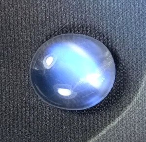 NATURAL BLUE MOONSTONE 4.99 Cts BEAUTIFUL LOVELY COLOR SHADE OVAL LOOSE STONE - Picture 1 of 3