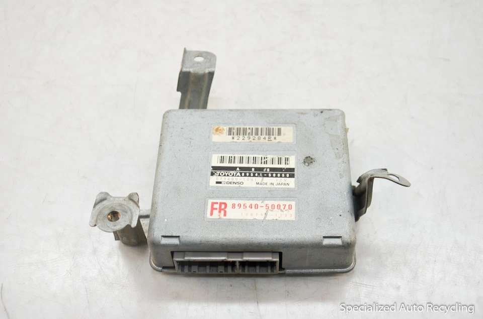 1993 LEXUS LS400 ANTI LOCK BRAKE ABS MODULE WITHOUT TRACTION CONTROL 89541-50050 - Изображение 1 из 4