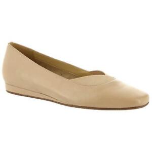 SoftWalk Womens Viana Beige Leather Ballet Flats Shoes 9 Narrow (AA,N) BHFO 1381