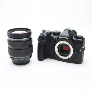 OM SYSTEM OM-1 Mark II Black + 12-40mm F/2.8 PRO II Lens Kit -Near Mint- #263 - Picture 1 of 12