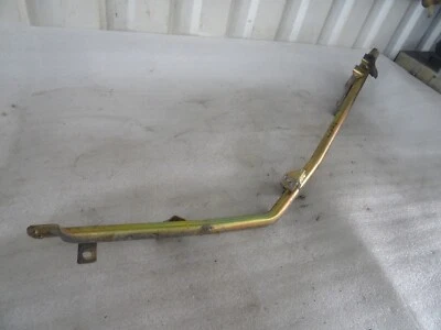 WB. Держатель для левой рамы подножки Honda Helix CN 250 - Изображение 1 из 4