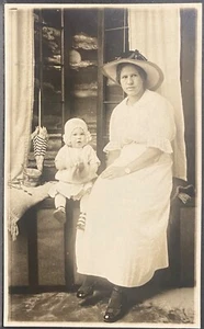 REAL PHOTO POSTCARD RPPC-MOTHER & BABY GIRL w TOY PAIL-BEACH UMBRELLA-DENVER CO - Picture 1 of 3