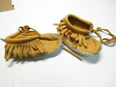 ¿MOCASINES MINNETONKA BABY de colección para niños pequeños talla 2? Foto 1 de 4
