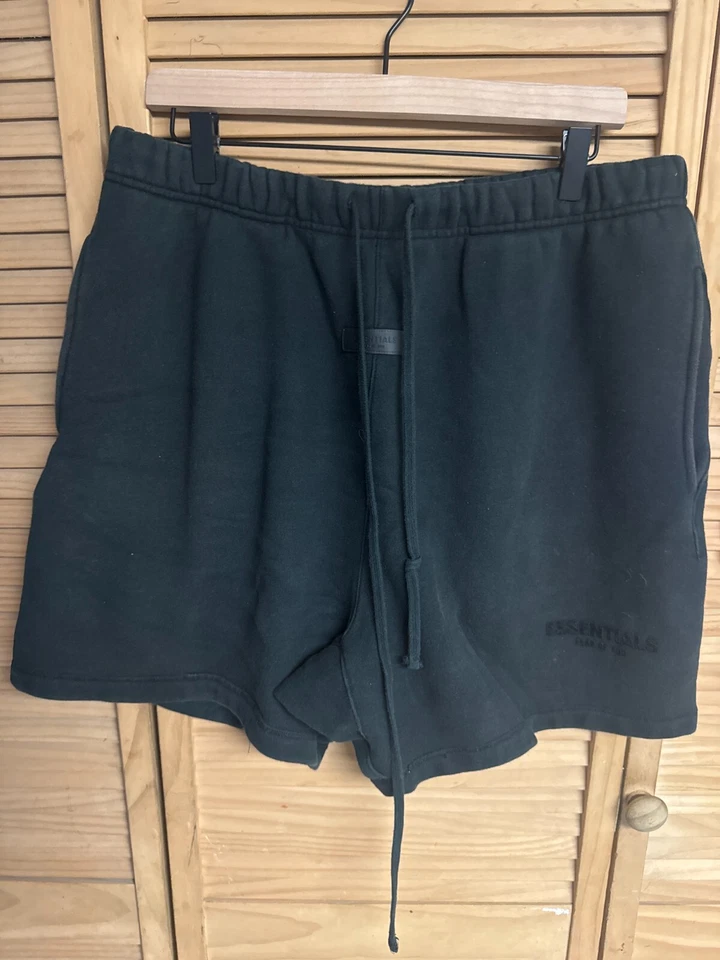 Essentials Mens Black End Of God Drawstring Pockets Stretch Sweat Short Size XL - Image 1 of 4