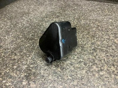 1994 Honda Nighthawk 250 CB250 caixa de ferramentas 83J - Imagem 1 de 2