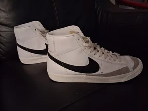 Nike Blazer Mid' 77 Vintage Men's Sneakers, Size 10.5  White/Black,  - Picture 1 of 11