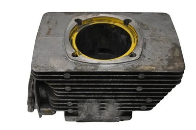 13 Ski-Doo Skandic WT 550F Cylinder For Parts - Imagem 1 de 4