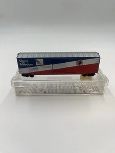 Micro-Trains N Scale 77010 Northern Pacific Boxcar - Picture 1 of 10