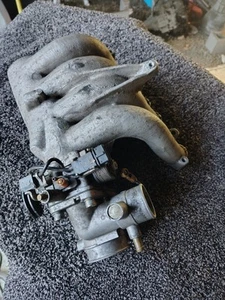 Volkswagen VW Corrado G60 Throttle Body Assembly intake manifold 1990 1991 1992 - Picture 1 of 5