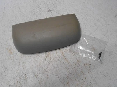 2005 Chevrolet Aveo 3RD terceira luz de freio acabamento com parafusos - Imagem 1 de 4