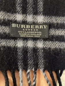 BURBERRY SCHAL REINE LAMMWOLLE KARIERT MARINEBLAU ROT FRANSEN SEHR GUTER ZUSTAND 50" x 8" apx - Bild 1 von 2