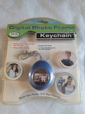 Digital Concepts Digital Photo Frame Keychain ~ Silver 1.1" Screen - 180 Images - Image 1 of 3