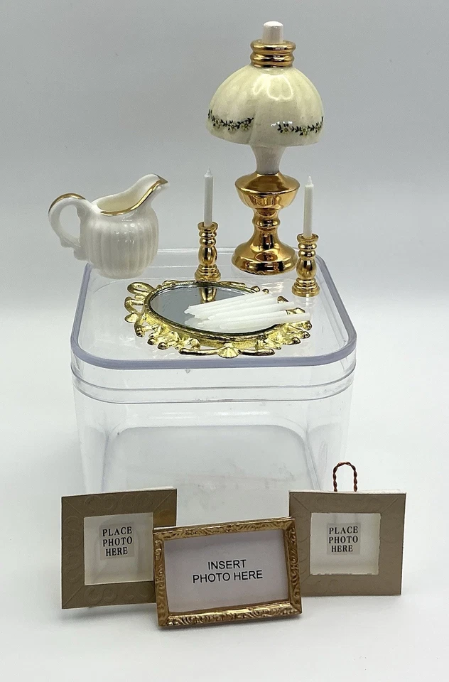 Casa de muñecas miniaturas espejo porcelana jarra lámpara candelabros velas Foto 1 de 4