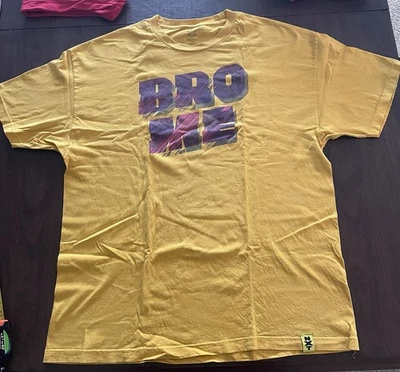 Camisa WWE Hype Bros NXT Auténtica Para Hombre Amarilla Top Talla 2XL Bro Me Camiseta de Lucha Libre Foto 1 de 4