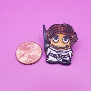 Princess Leia- Amazon Employee Peccy Pin - Ont 2 - Star wars - Ont Empire - Picture 1 of 2