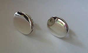 Sterling Silber kleine 13x10 mm OVALE flache Scheibe Ohrstecker Ohrstecker! - Bild 1 von 3
