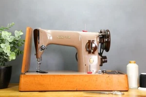 Excellent Vintage 1956 Singer 201k Electric Heavy Duty Sewing Machine + Case - Picture 1 of 11