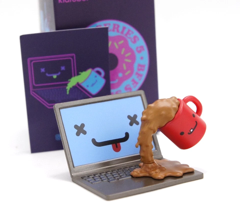 Kidrobot Travis Cain BFFs Jobs & Joe Laptop & Coffee Vinyl Figure Toy Series 5 - Image 1 of 3