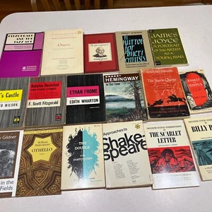 Lot 17 Vintage Paperback Literature Classic Novels 1960's Books Shakespeare - Picture 1 of 18
