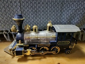 GREAT WESTERN ROYAL BLUE LOCOMOTIVE Train made in hong kong - Picture 1 of 4