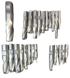 24x Rundnase 2 & 4 Flöte Nut HSS Schaftfräser Cleveland Weldon Eclipse Pohl - Bild 1 von 4