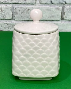 Hellweiß Fine Bone China Atlantis geprägt überbackene Waschtisch Schmuck Schale - Bild 1 von 20