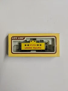 LIFE-LIKE 8534 CABOOSE UNION PACIFIC CABOOSE 49940  In BOX - Picture 1 of 7