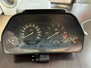 BMW E34 Instrument Cluster Speedometer 6160531001, 1001 1391726, 62.11-1391934 - Picture 1 of 14