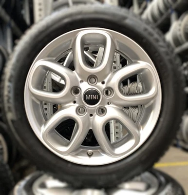 4 Orig MINI Winterräder Loop Spoke 494 195/55 R16 87H F55 F56 F56 6855103 - Bild 1 von 3