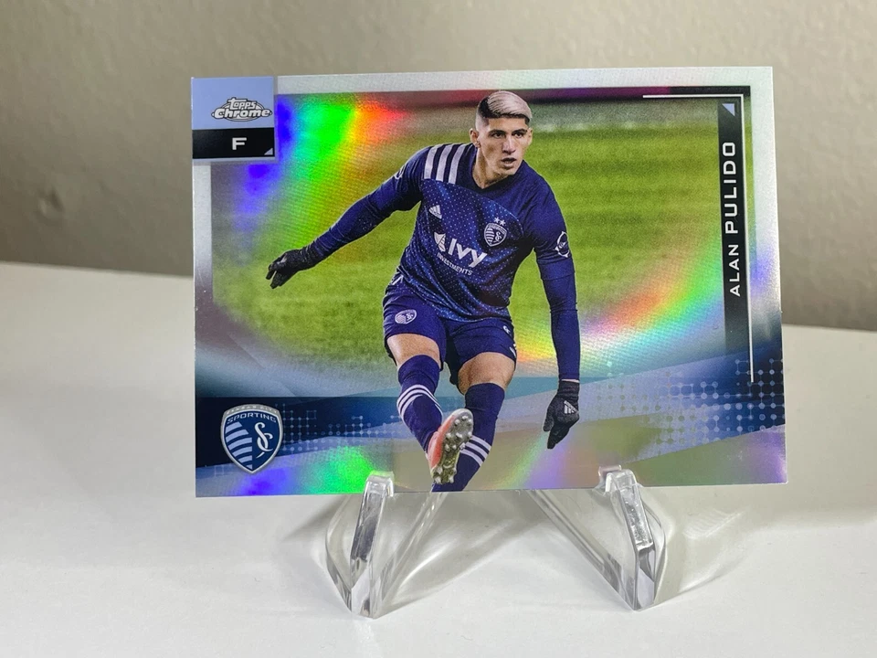 Alan Pulido REFRACTOR 2021 Topps Chrome MLS Major League Soccer #114 Sporting KC - Image 1 of 2